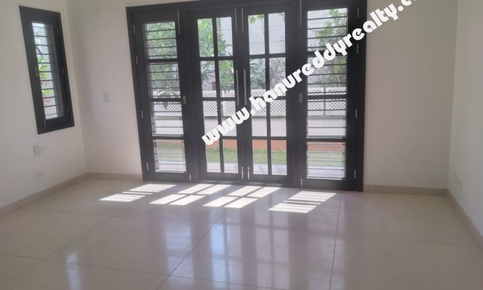 5 BHK Independent House for Sale in Sholinganallur